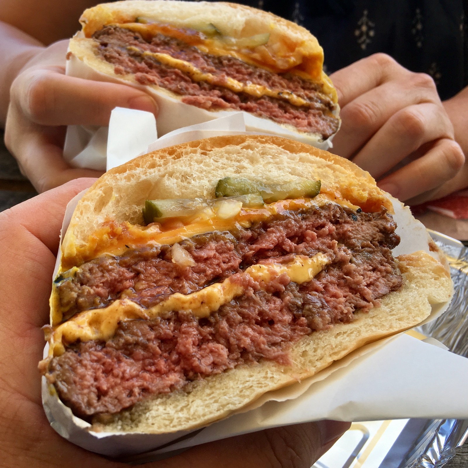 vics-meat-market_wagyu-cheeseburger