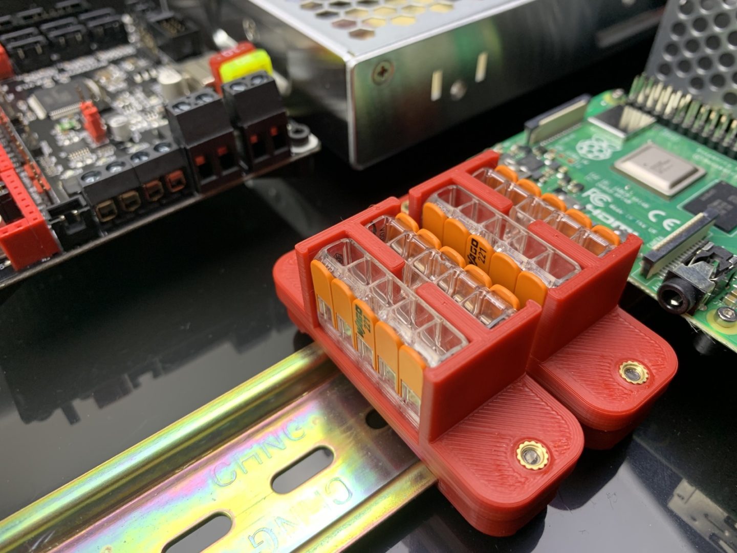 hokedliWago221415DINrailmounts eFi.blog